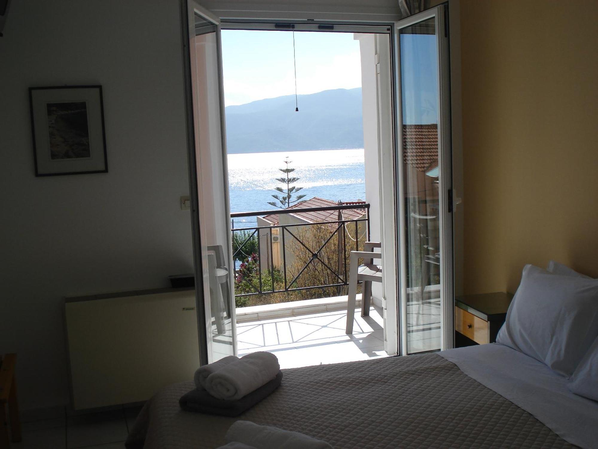 Mema'S Apartment Agia Efimia 外观 照片