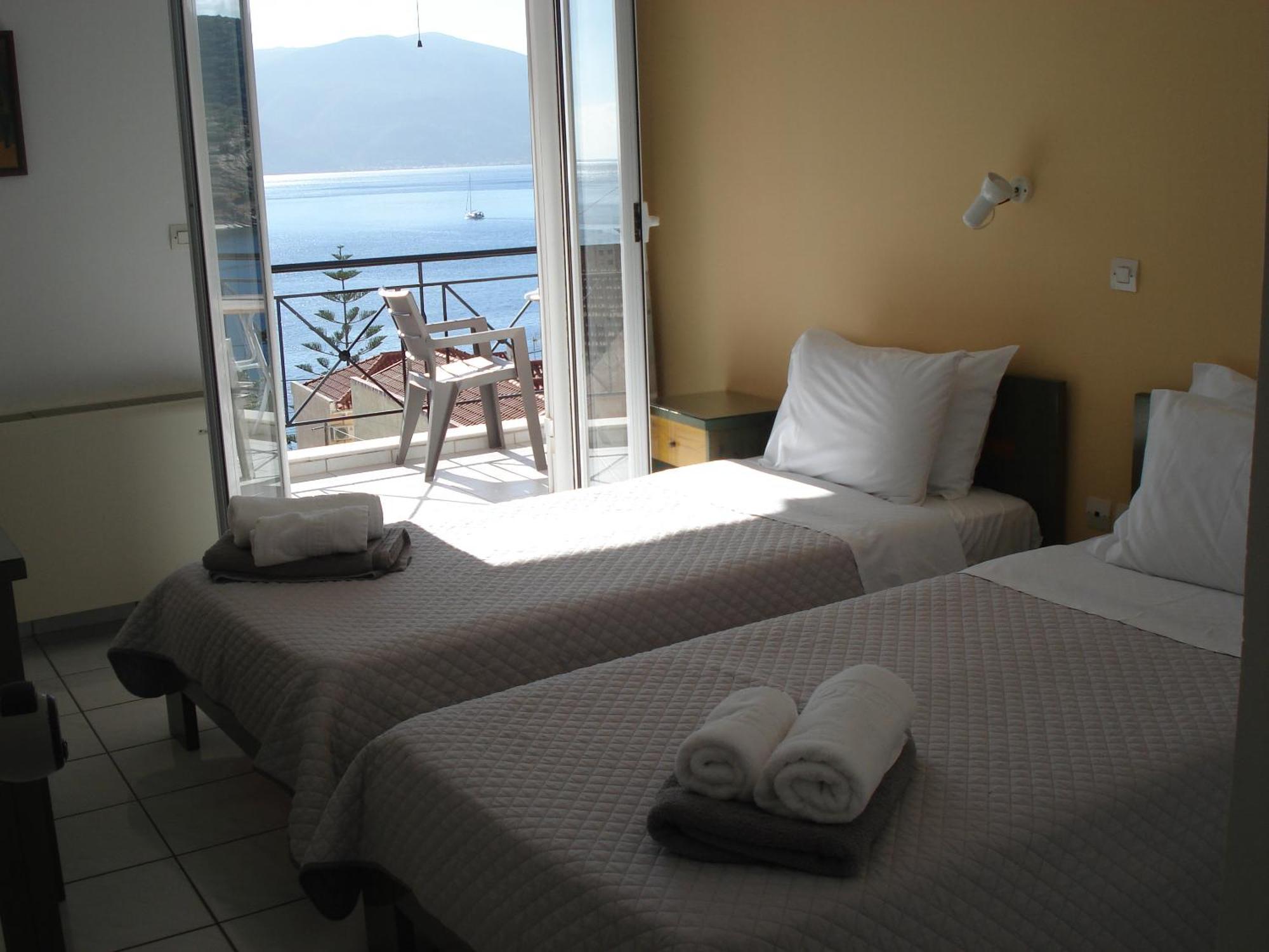 Mema'S Apartment Agia Efimia 客房 照片