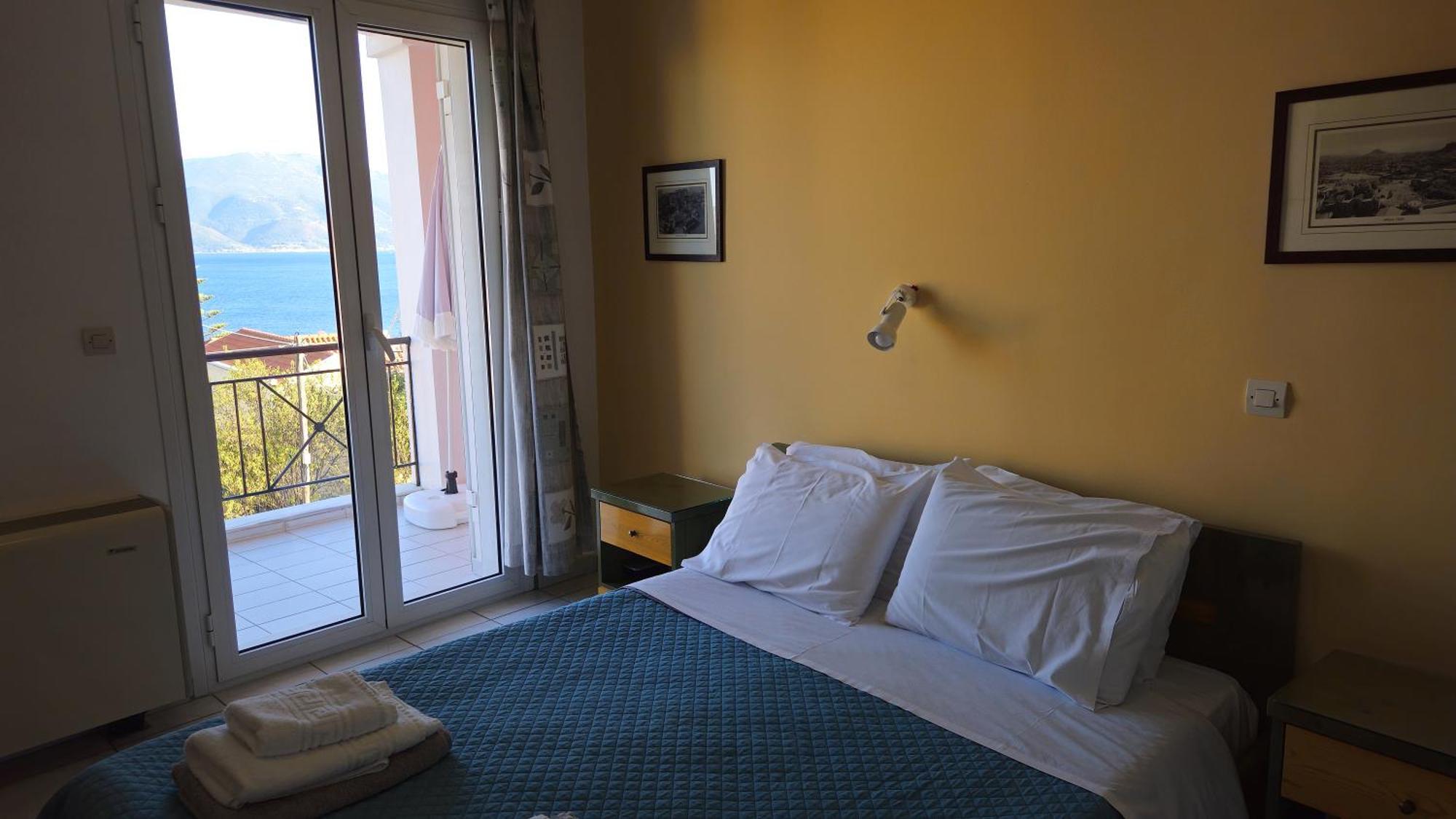 Mema'S Apartment Agia Efimia 客房 照片